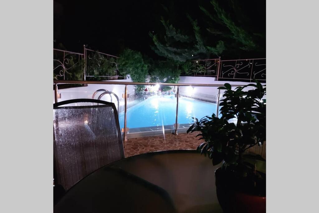 Violet Studio Με Πισίνα Volos Exteriör bild
