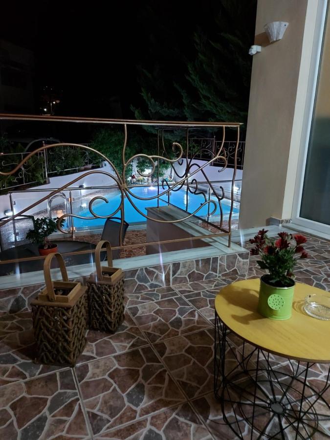 Violet Studio Με Πισίνα Volos Exteriör bild